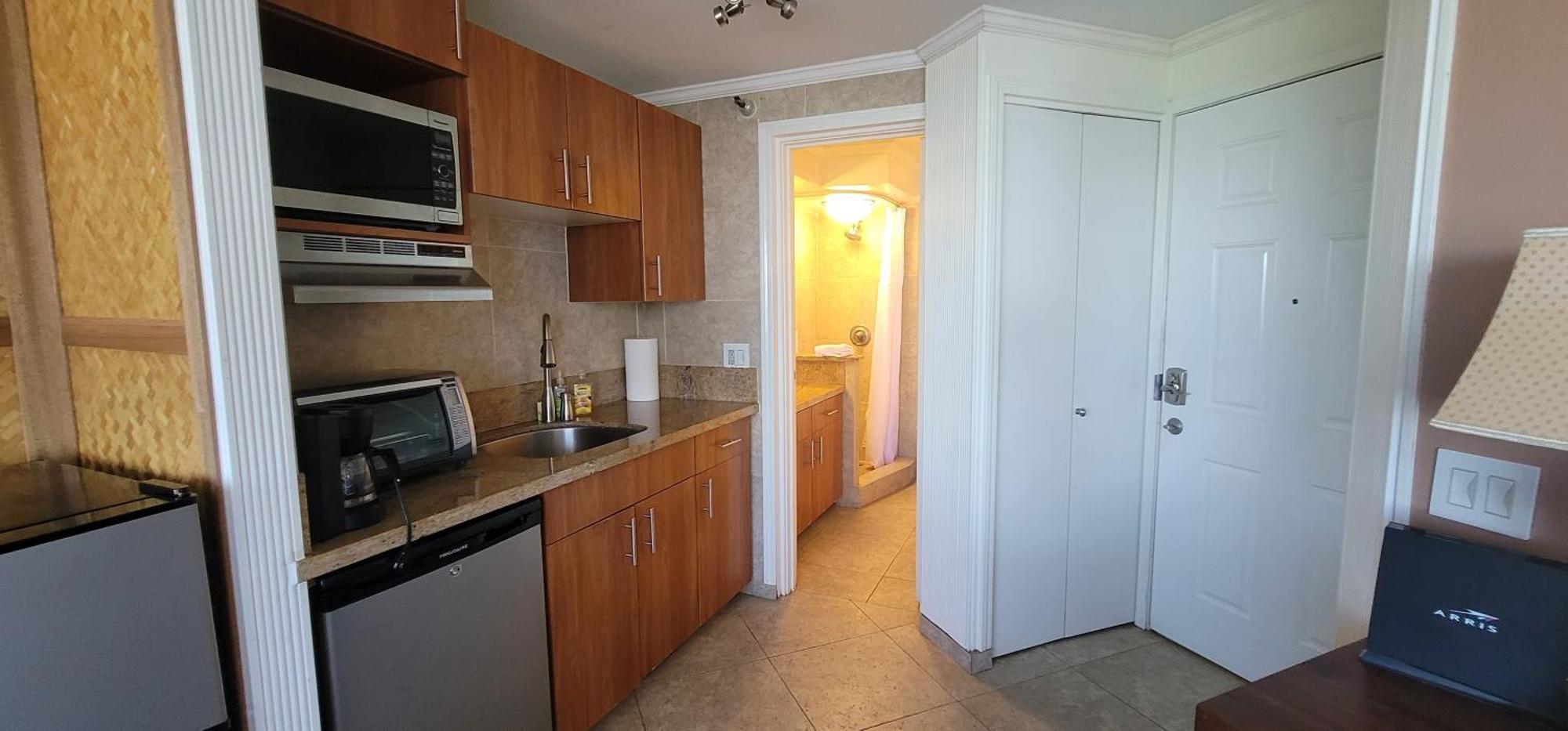 Waikiki Studio Steps To Beach-Mall Free Parking-Wifi 호놀룰루 객실 사진
