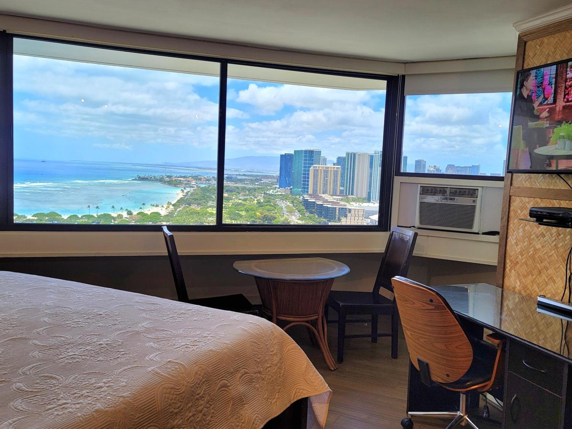 Waikiki Studio Steps To Beach-Mall Free Parking-Wifi 호놀룰루 외부 사진
