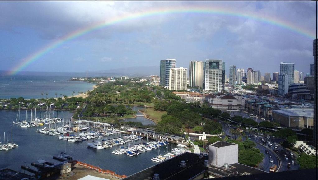 Waikiki Studio Steps To Beach-Mall Free Parking-Wifi 호놀룰루 외부 사진