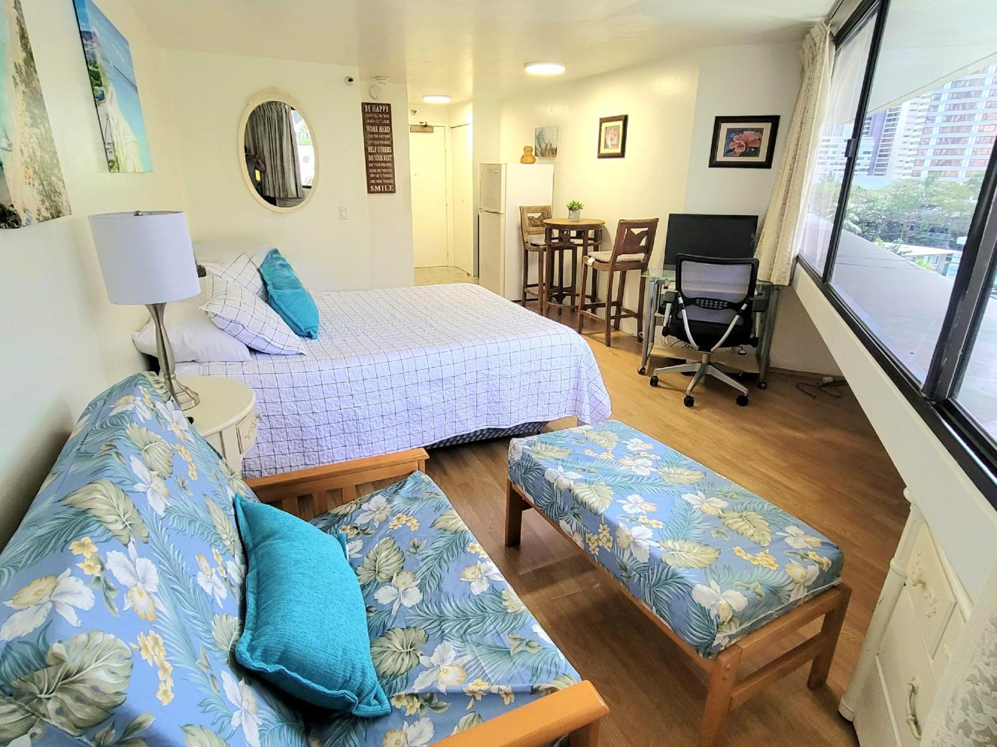 Waikiki Studio Steps To Beach-Mall Free Parking-Wifi 호놀룰루 객실 사진