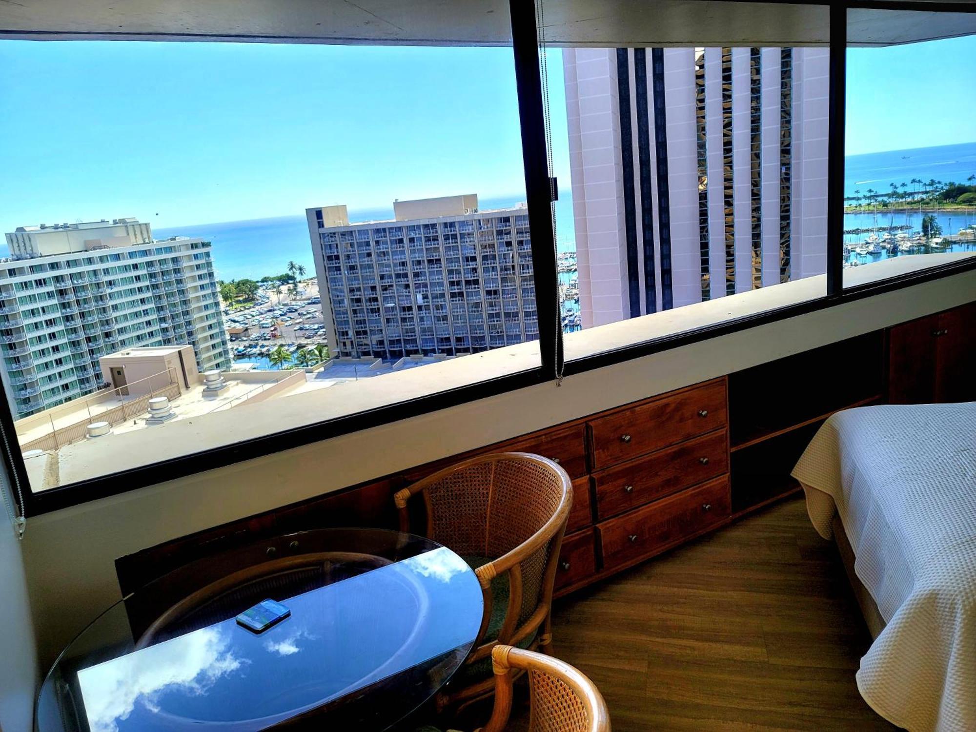 Waikiki Studio Steps To Beach-Mall Free Parking-Wifi 호놀룰루 객실 사진