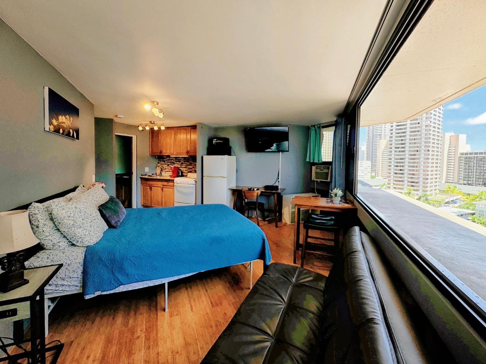 Waikiki Studio Steps To Beach-Mall Free Parking-Wifi 호놀룰루 외부 사진